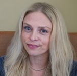 head-shot photo of author Mariya Askyonova